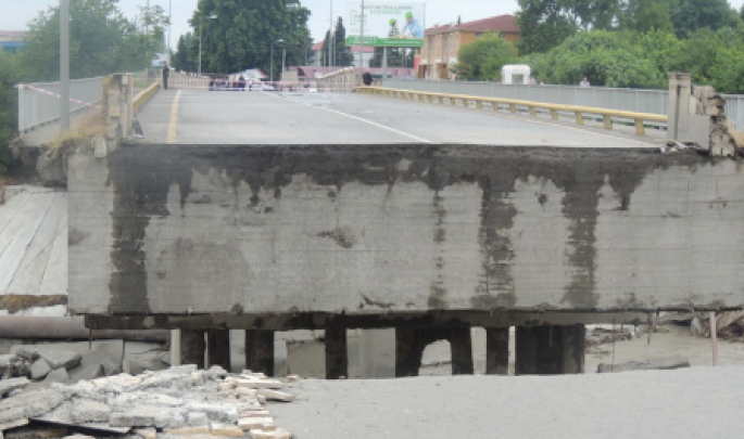 Göyçayda uçan körpüdə hərəkət tezliklə bərpa olunacaq 