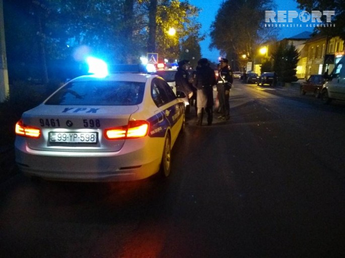 Avtomobil Yevlax sakinini vuraraq xəsarət yetirib - Toydan çıxıbmış