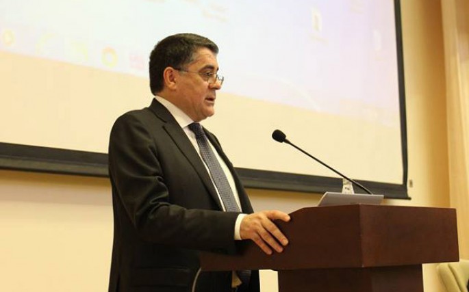 “Azərbaycanın nəqliyyatı: nailiyyətlər, problemlər və perspektivlər” - FOTO