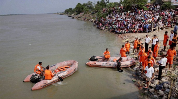 Hindistanda qayıq qəzasında ölənlərin sayı 9-a çatıb