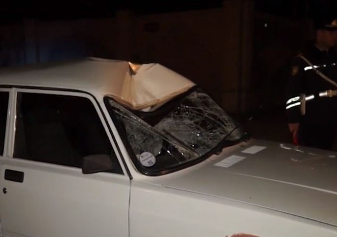 Bərdədə piyadanı maşın vurub - VİDEO