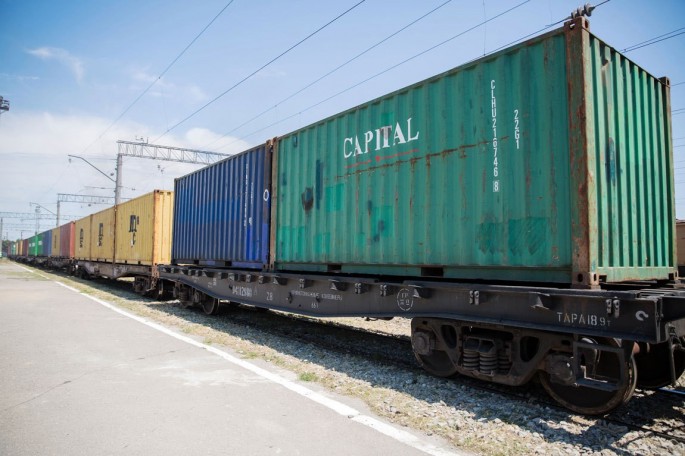Gürcüstan dəmir yolları ilə konteyner daşımaları 34% artıb
