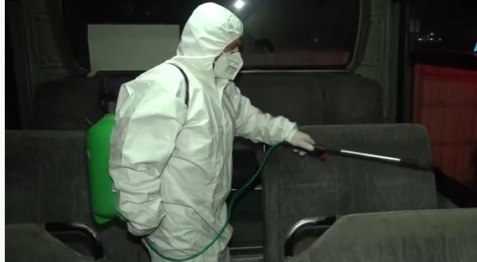 Avtobuslarda gündəlik dezinfeksiya işləri davam etdirilir - VİDEO