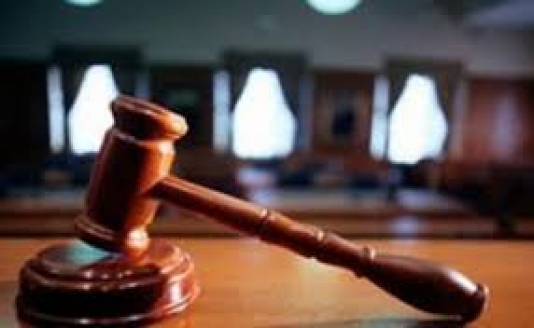 Bakıda sürücüyə qarşı quldurluq edən şəxslərə hökm oxunub