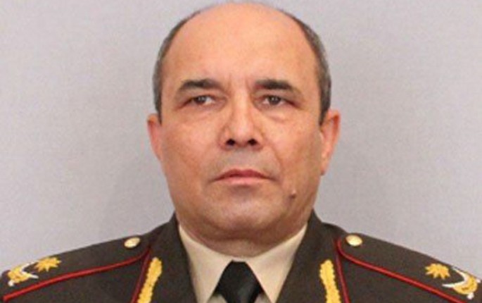 Prezident generalı ehtiyata buraxdı - Sərəncam