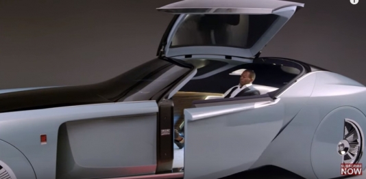 "Rolls-Royce" divanlı avtomobilini təqdim etdi - VİDEO