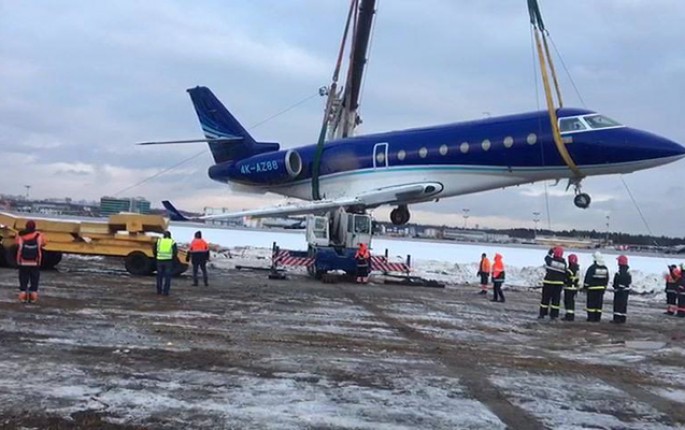 Qəzaya düşən təyyarənin evakuasiya videosu - 3-ü azərbaycanlı imiş...