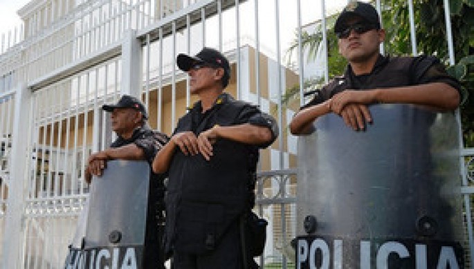 Dörd polis öldürülüb