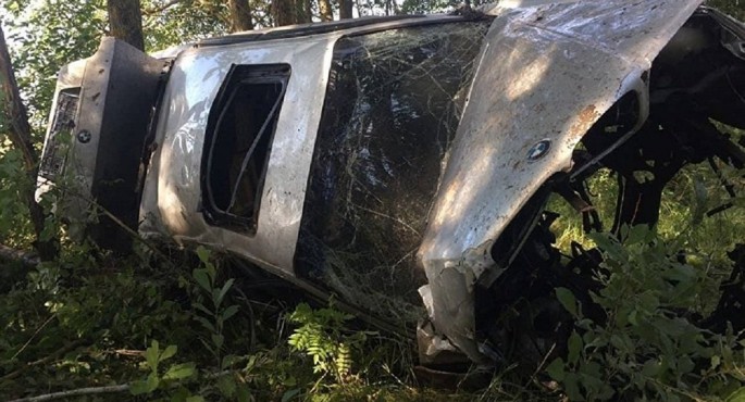 “BMW” aşdı: 3 ölü, 1 yaralı