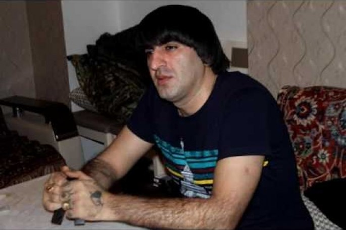 Taksi sürücüsü "Qoca"nı maşının baqajında gizlədibmiş - Özü danışdı