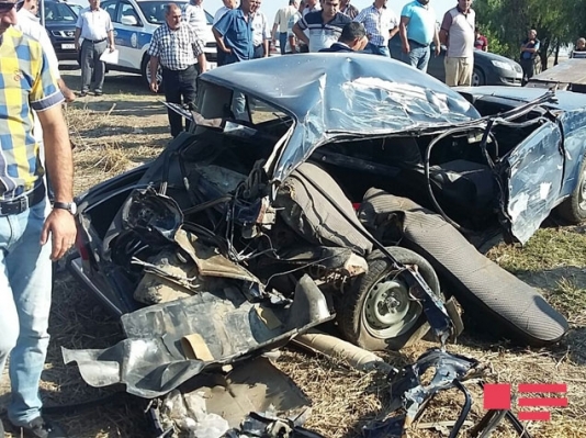 Ağdamda yol qəzasında 2 nəfər xəsarət alıb - FOTO