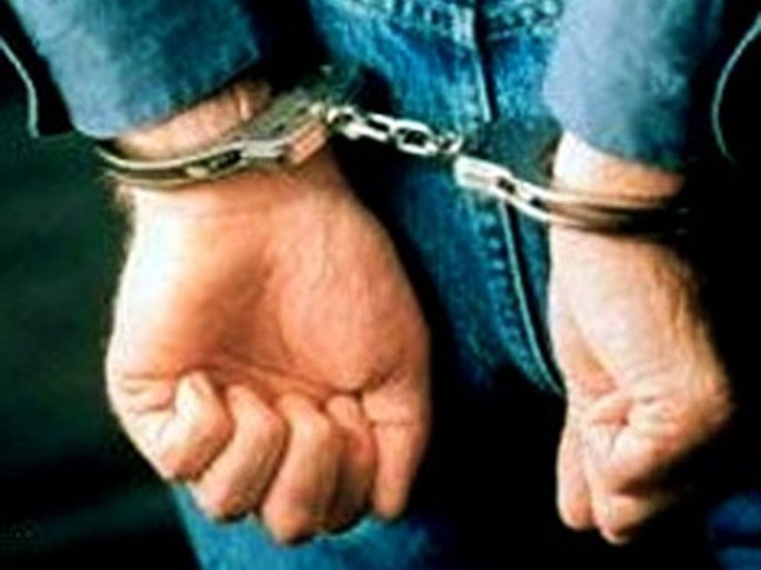 Keçmiş məhkum taksi sürücüsünü qarət edib