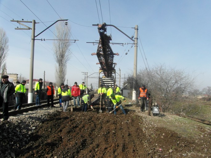 11  kilometr dəmir yolu əsaslı təmir olunur