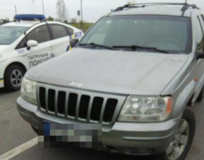 9 yaşlı uşaq "Jeep" sürdü, maşından narkotik və silah çıxdı - FOTO