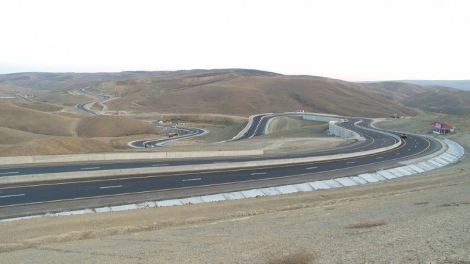 BakÄ±-ÅamaxÄ± magistralÄ±nÄ±n 16 km-lik hissÉsinin geniÅlÉndirilmÉsi yekunlaÅÄ±r - FOTO