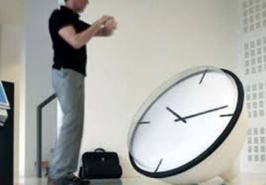 Bu gecə saatların əqrəbi geri çəkilməyəcək - Azərbaycanda