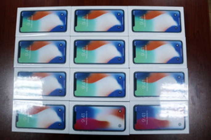 Mobil telefonun qanunsuz yolla gətirilməsinin qarşısı alınıb - FOTO