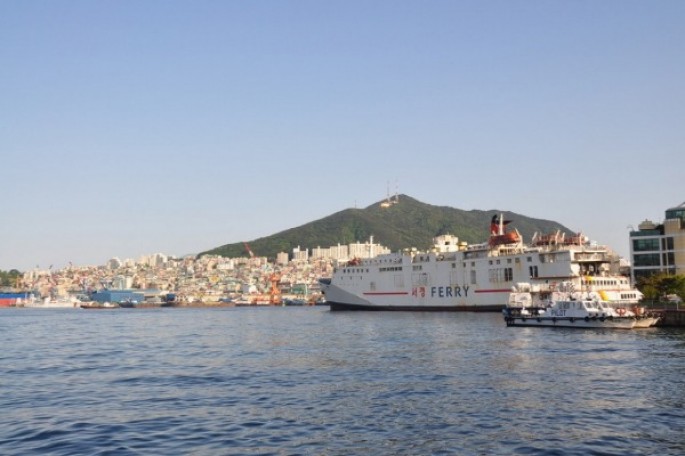 195 sərnişini olan bərə qəza törədib