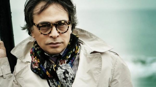 Məşhur modelyer İstanbul aeroportunda vəhşicəsinə döyüldü - VİDEO