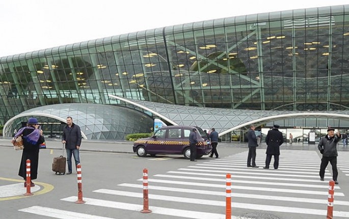 Bakı aeroportuna ancaq bu taksilər buraxılacaq