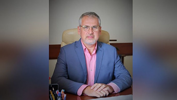 İcra başçısı bıçaqlandı - VİDEO