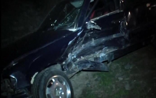 “Hyundai" dərəyə aşdı