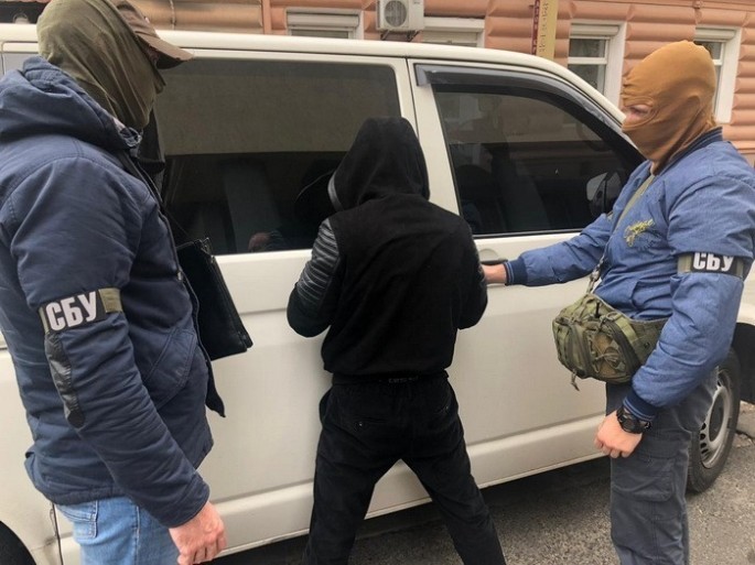 Beynəlxalq axtarışda olan şəxs Ukraynada saxlanılıb