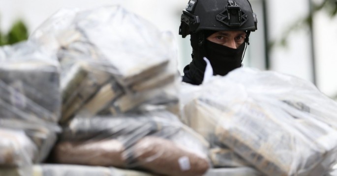 Polisi konteynerdən 400 kq-a yaxın heroin ələ keçirib