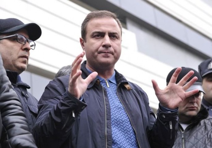 “Diqlas”ın direktor müavini: “Məni tutsalar belə, heç kim sizə pul verməyəcək”