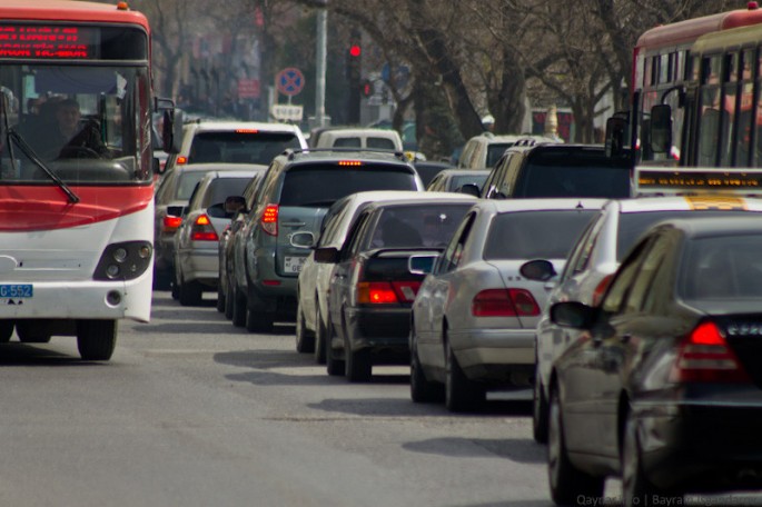 Bakının tıxac problemini necə həll etmək olar?  - Türk ekspert danışdı