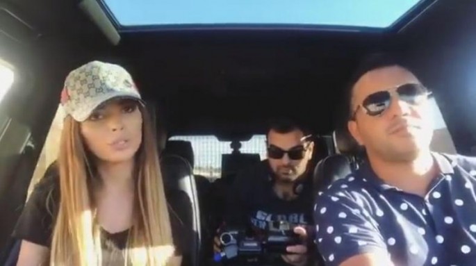 Müğənninin sükan arxasında kobud qayda pozuntusu - FOTO