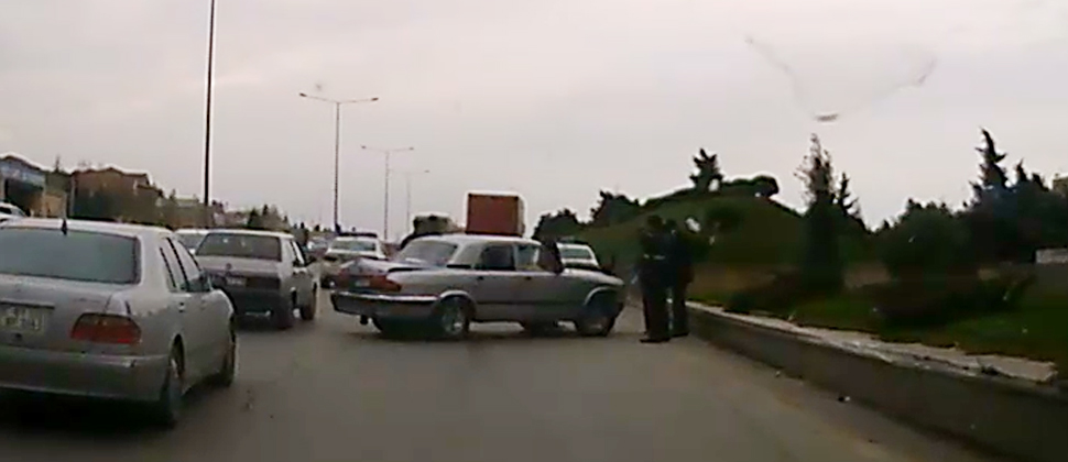 Bakı-Sumqayıt yolunda 5 kilometrlik tıxac yaratdı - VİDEO