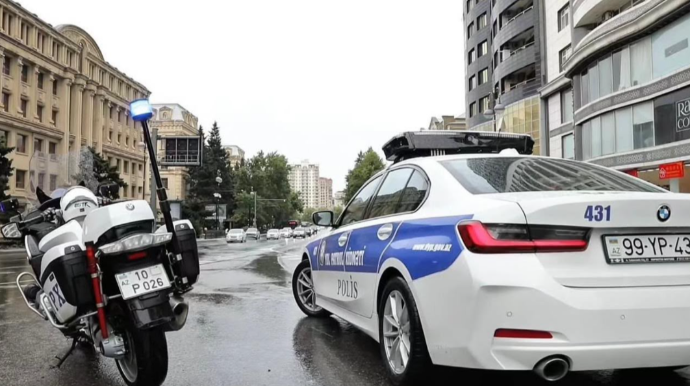 Yol polisi hava şəraiti ilə bağlı sürücülərə müraciət edib 