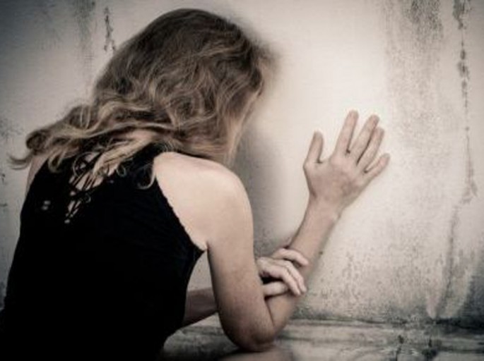 Sevgilisi 31 yaşlı qadını küçədə döydü - BAKIDA