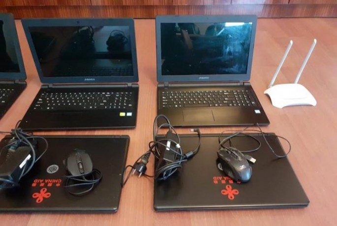 Universitetdən komputer oğurlayan tələbələr tutulub - FOTO