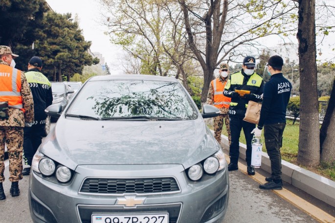 ASAN könüllüləri və “Azərsun”dan polislərə təşəkkür  - FOTO