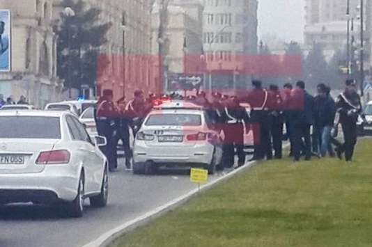 Bakıda sürücü yol polisi maşınını əzik-əzik etdi – FOTO+VİDEO