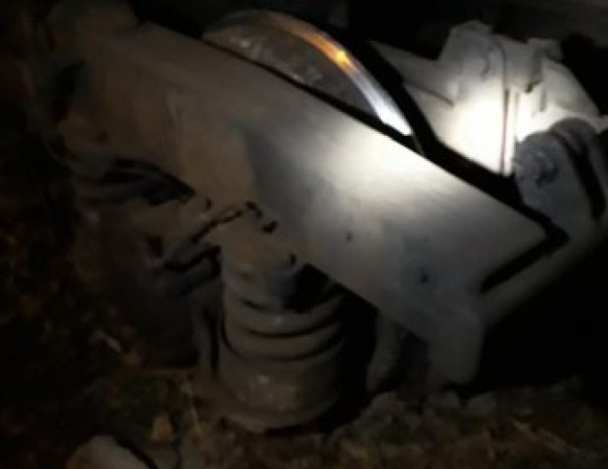 Gəncədə qatar qəzası: Qazax-Ağstafa-Bakı qatarı relsdən çıxıb