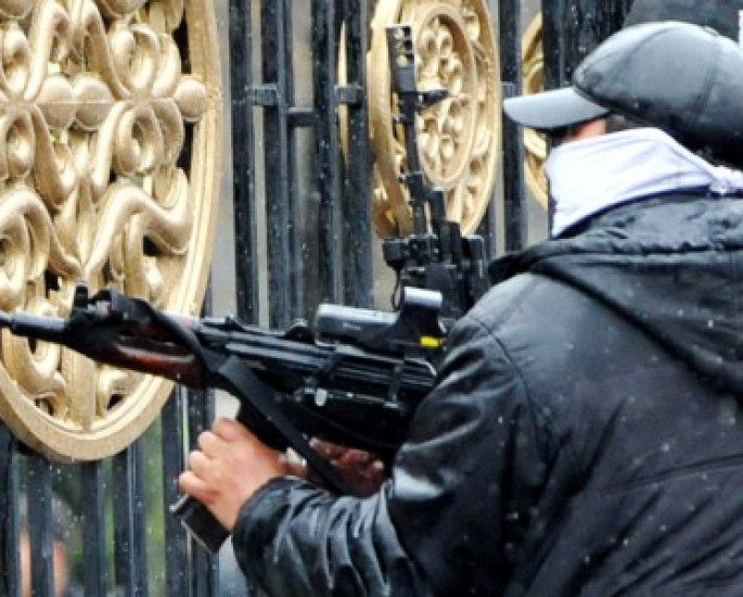 Aeroportda atışma: Ölənlər və yaralananlar var