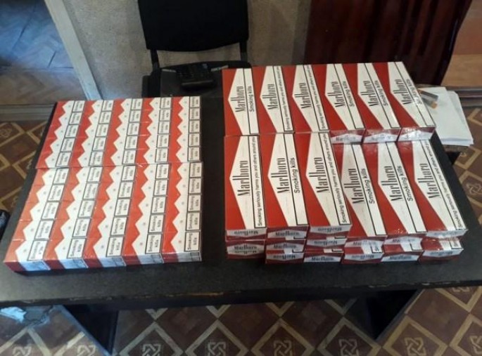 Avtomobildən 8600 ədəd "Marlboro" markalı siqaret aşkar olunub