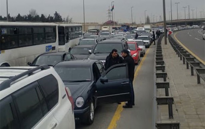 12201 nəqliyyat vasitəsi postlardan geri QAYTARILDI                       - 10 nəfər məsuliyyətə cəlb edildi