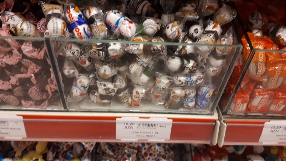 Bakıda supermarketdə erməni konfetləri satılır - FOTO