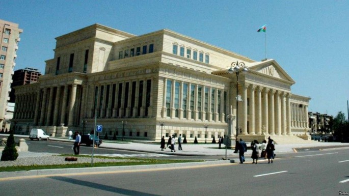 Polisi qətlə yetirib yandıran şəxsin kassasiya şikayətinə baxılıb