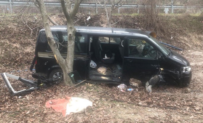 Yas mərasimindən qayıdanlar qəzaya düşdü: iki ailədən olan 6 nəfər yaralanıb - FOTO