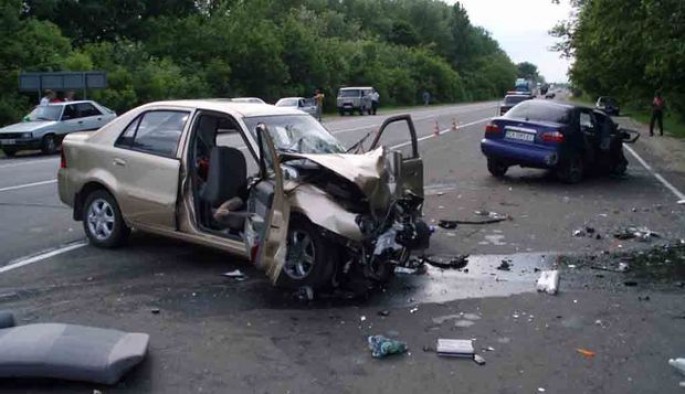 Azərbaycanın “yol terroru” - 527 ölü, 1244 yaralı 