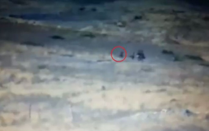 Azərbaycan əsgəri erməni hərbçini belə vurdu - REAL VİDEO