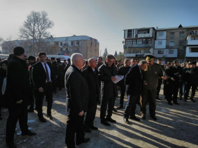 Nazir Gəncədə qəza baş vermiş əraziyə gəlib - FOTO