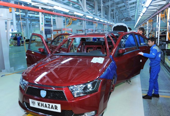 Neftçala Avtomobil Zavodu proqnozu yerinə yetirə bilmədi - Maşınlar anbarda qalıb