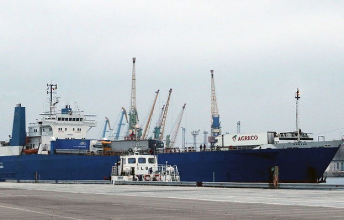 Türkiyə Krım bərələri üçün limanlarını bağladı