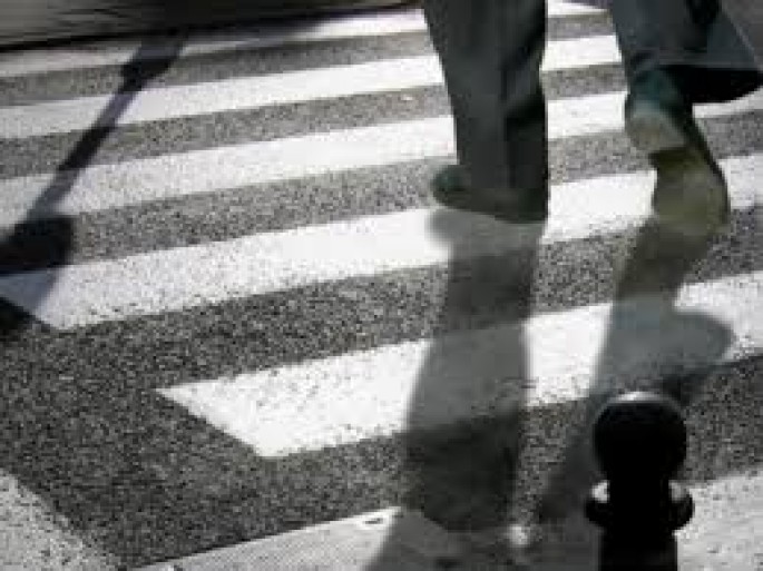 Yol polisi əməkdaşı “zebra”da 57 yaşlı kişini vurdu - FOTO